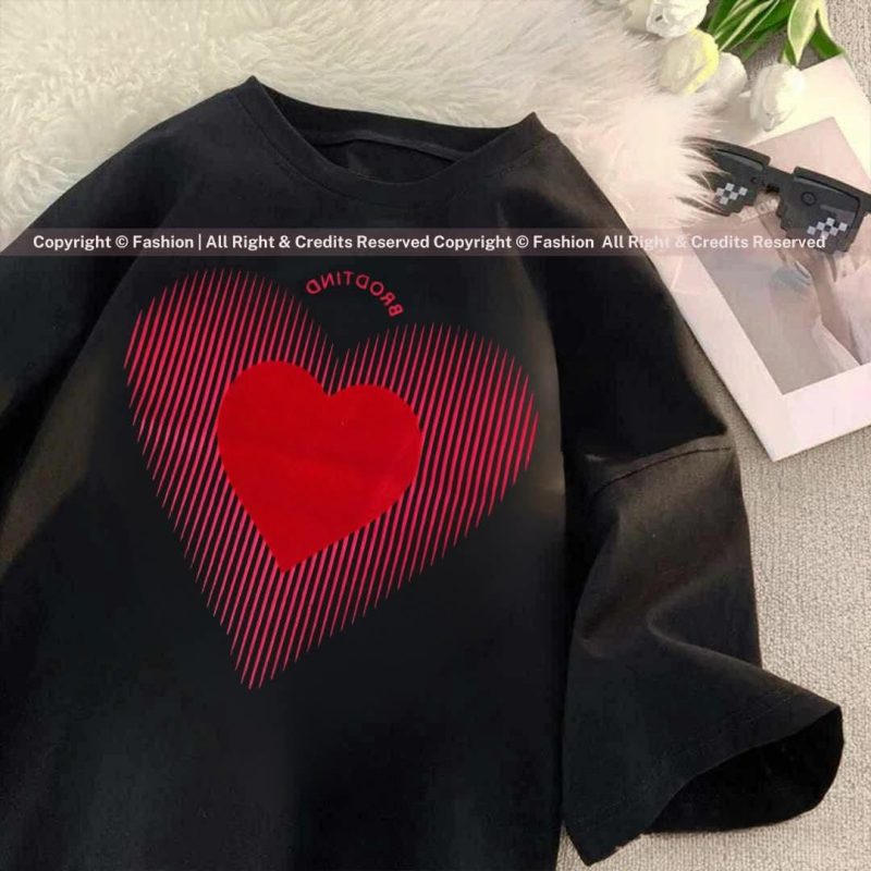 Advantage Love – Oversized Women’s Drop Shoulder T-Shirt | Trendy & Comfortable